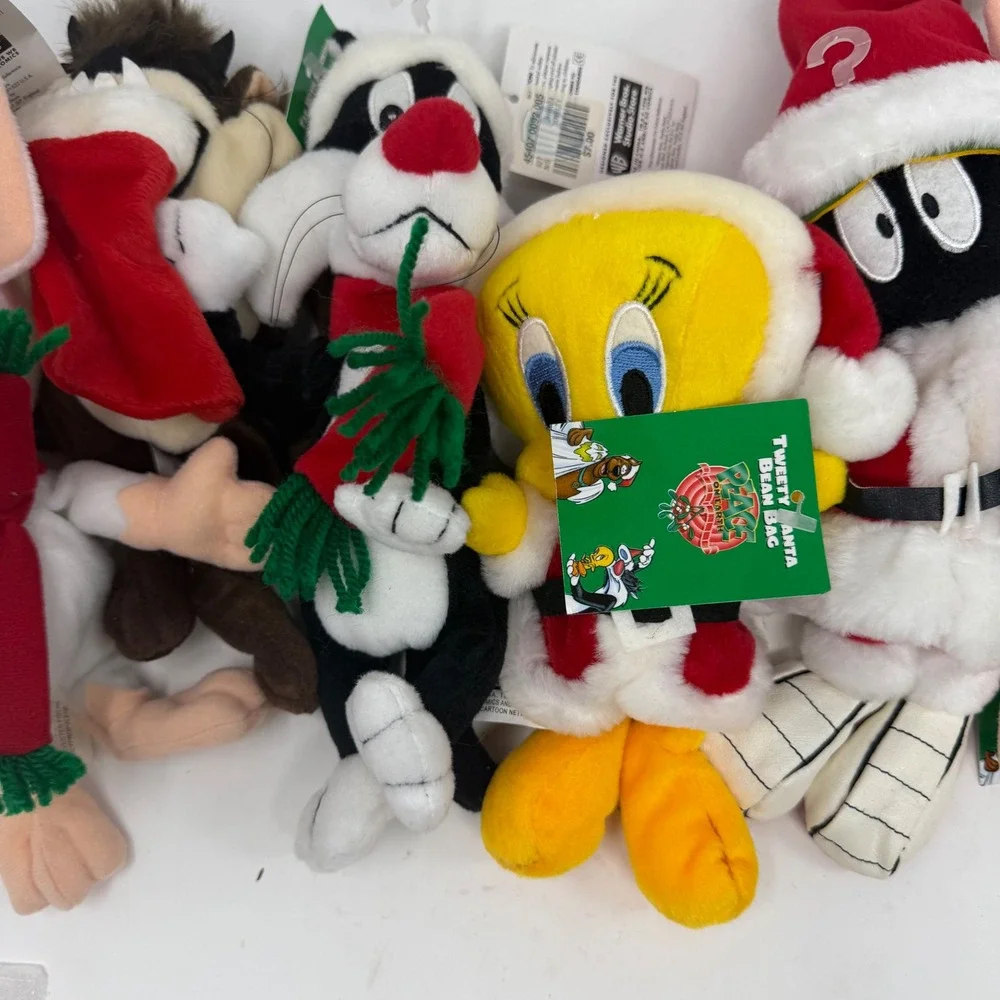 Vintage 1998 Looney Tunes Christmas Bean Bag Plush Lot WB Studio Store Tags 6pc